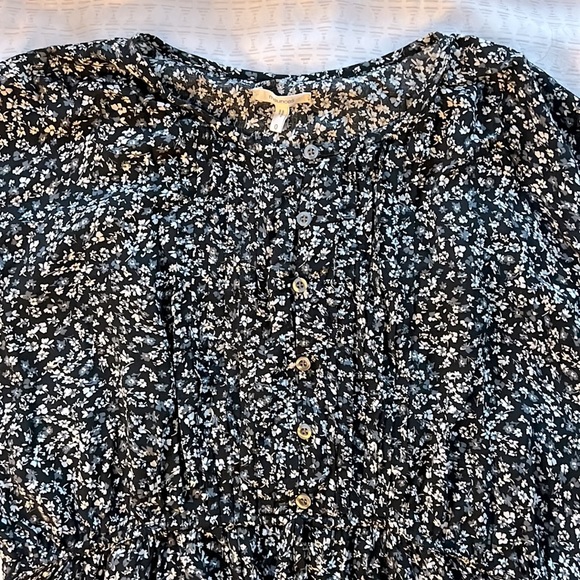 Maurices navy blue floral print high-low dress with pockets - Picture 2 of 4